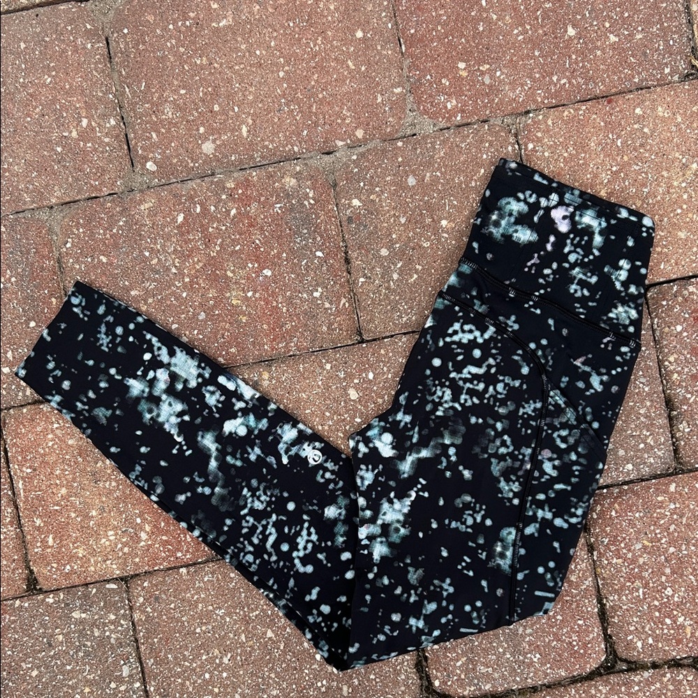 Worn once - LULULEMON Fast & Free 7/8 Tight *Nulux 25" in Pixel Haze Multi Black - Picture 12 of 12